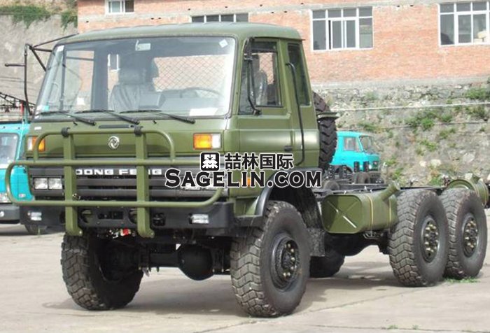 东风EQ2102G 平头一排半6×6三吨半柴油军用越野汽车