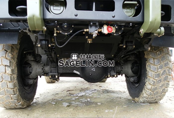 东风EQ2102N 平头双排座6×6三吨半柴油军用越野汽车